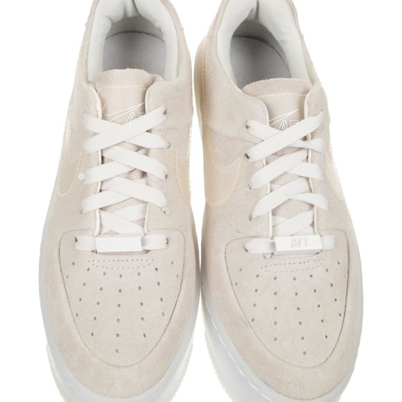 Air Force 1 Sage Low LX - Picture 3 of 11